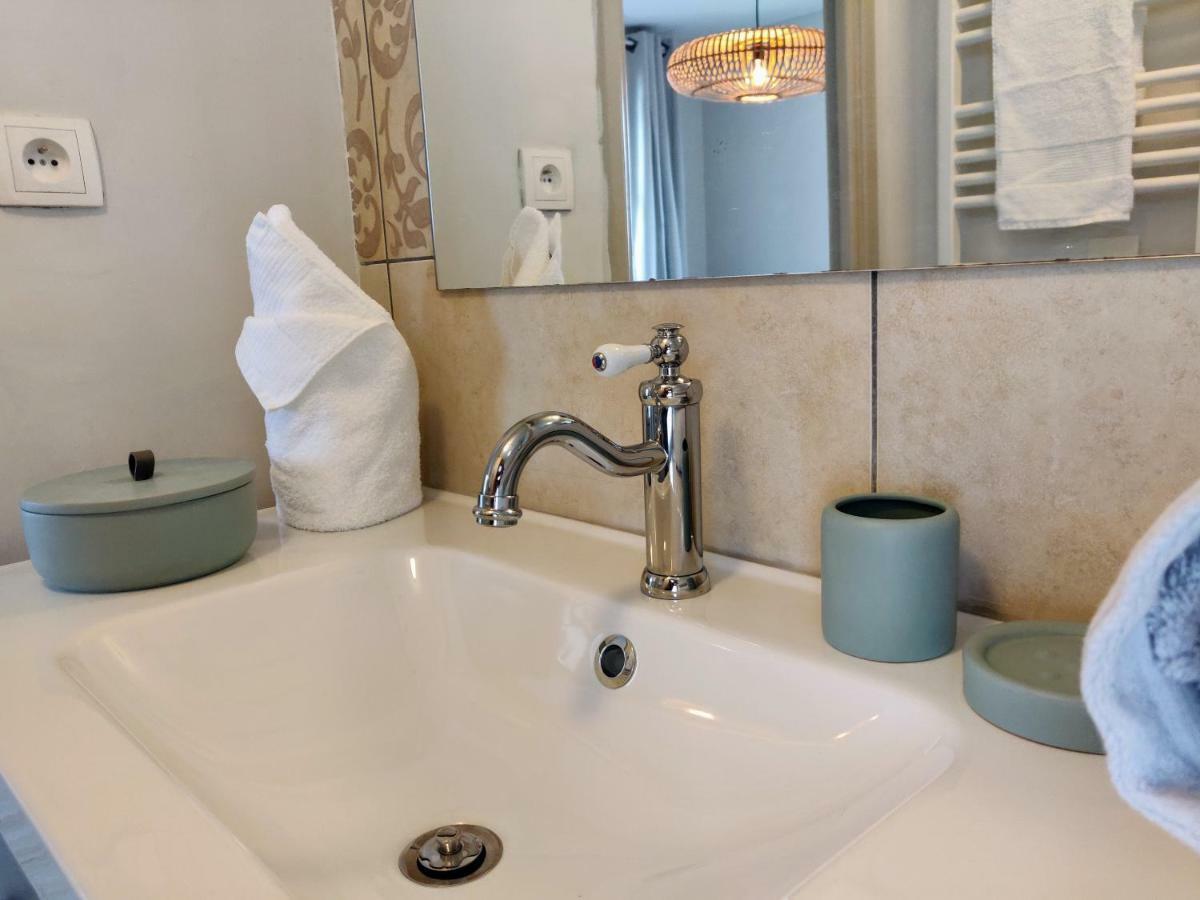Appartement L'Oliveraie - La Cite Plein Les Yeux カルカソンヌ エクステリア 写真