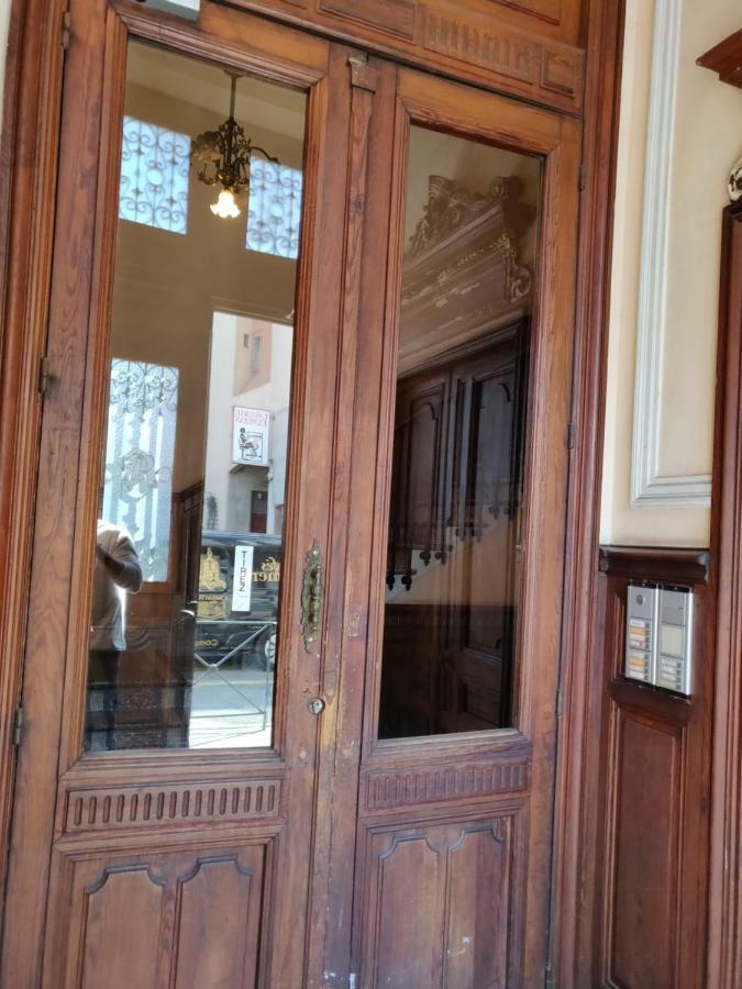 Appartement L'Oliveraie - La Cite Plein Les Yeux カルカソンヌ エクステリア 写真